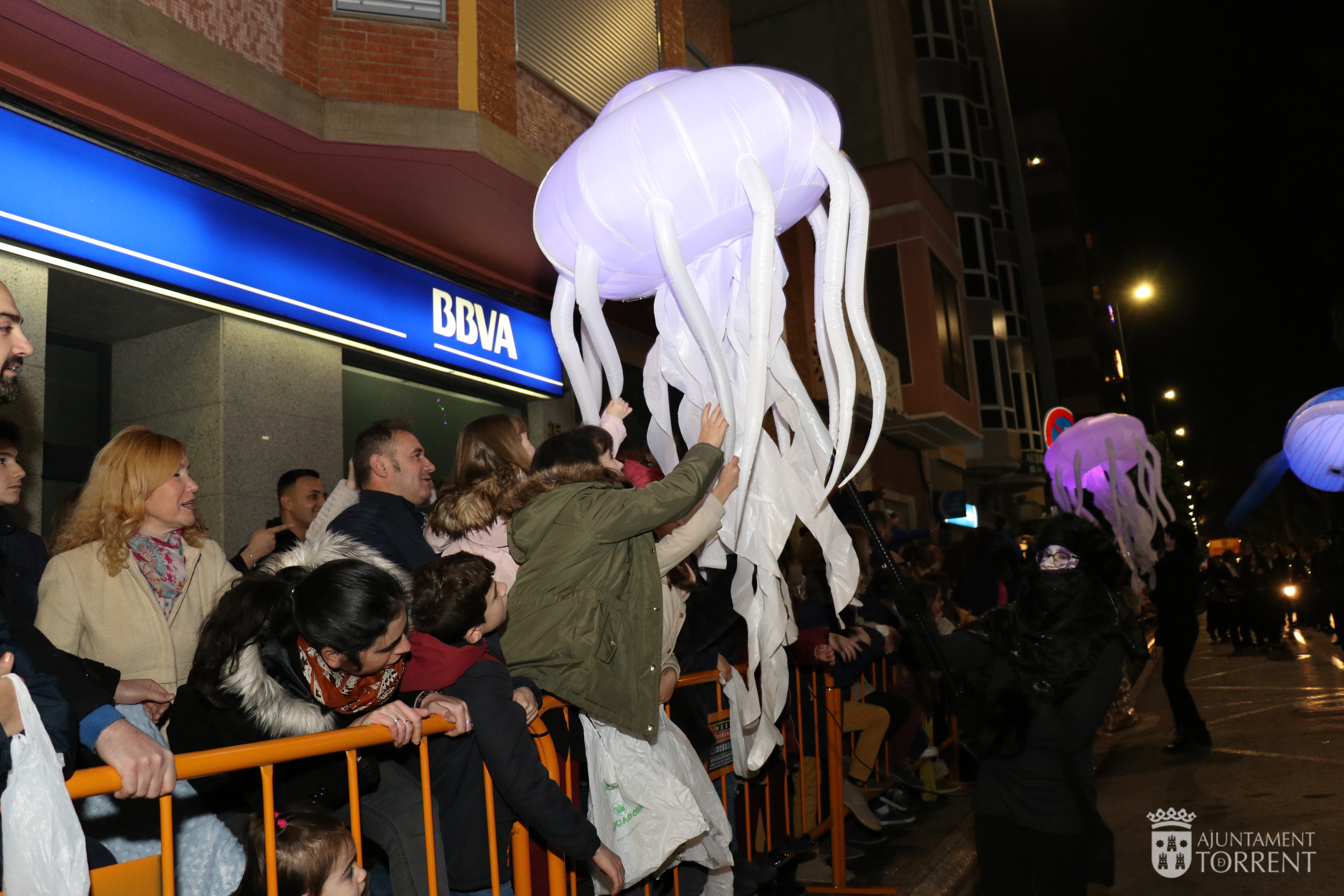 Ballenas y Medusas
